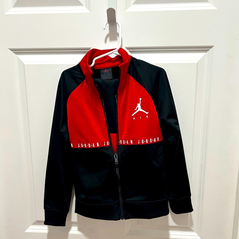 Boys Air Jordan Track Suit - Medium 5/6 Years - Never Worn